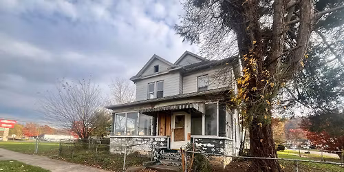 4 Bedroom in Huntington Selling to the Highest Bidder