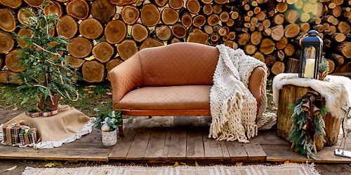 Christmas Mini Sessions "Gordon's Log Pile"