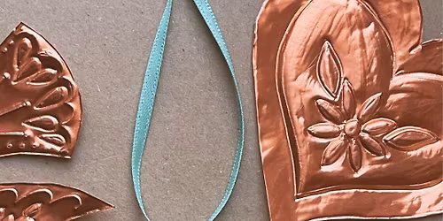 Foil-Embossed Christmas Garland Workshop
