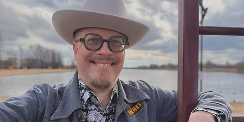 Mika Karjala. Keelest, identiteedist ja inspiratsioonist k\u00f5neleb Mika Ker\u00e4nen