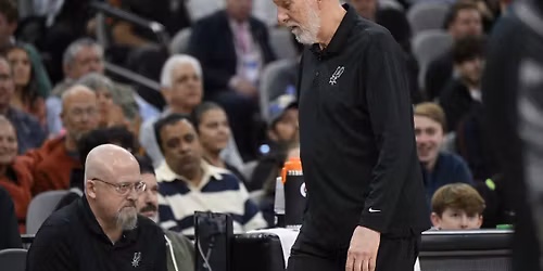 Los Angeles Clippers at San Antonio Spurs