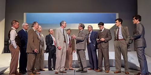 12 HOMMES EN COL\u00c8RE