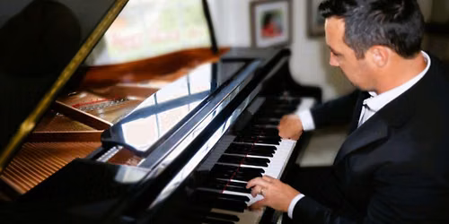 An Autumn in Old Town - A Piano Concert