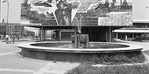 N\u00e1m\u011bst\u00ed Ostrava-Jih 1960\u20132020 (komentovan\u00e1 vych\u00e1zka)