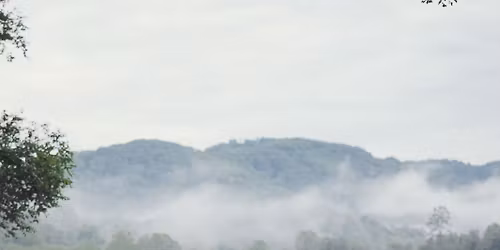 Sparrow Smith & The Resonant Rogues w\/ Sam Kind at the 'Dad Lounge