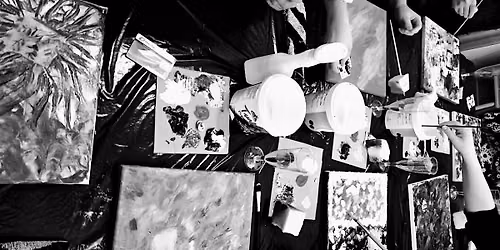 Barcelona Sip & Paint: Friday Social with Drinks Included