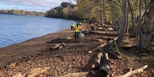 Fort Washington Park Shoreline Cleanup