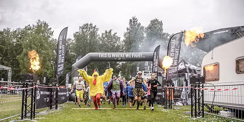 Chicken race\/Bootcamp Survivor 10-\u00e5rs jubileum 