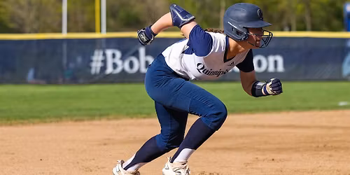 Parking Holy Cross Crusaders at Quinnipiac Bobcats Mens Hockey