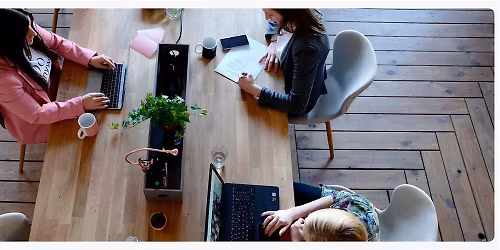 Coworking in Valencia half day - only women