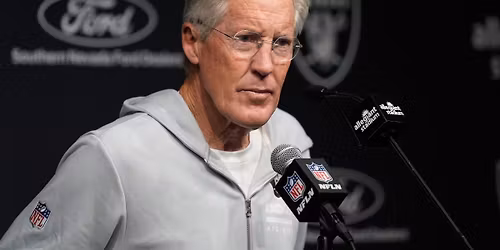 Kansas City Chiefs at Las Vegas Raiders at Allegiant Stadium