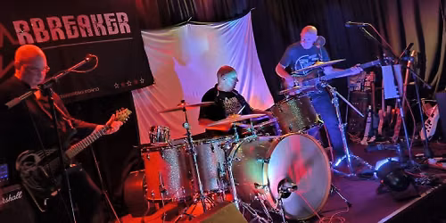 Starbreaker live @ The Coach House Low Fell