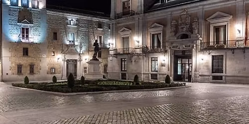 Madrid Encantado: ruta guiada nocturna por la ciudad