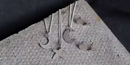 What\u2019s on Pendant and earrings Silversmithing Workshop