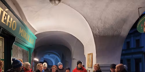 Adventn\u00ed zp\u00edv\u00e1n\u00ed na n\u00e1m\u011bst\u00ed v Jarom\u011b\u0159i