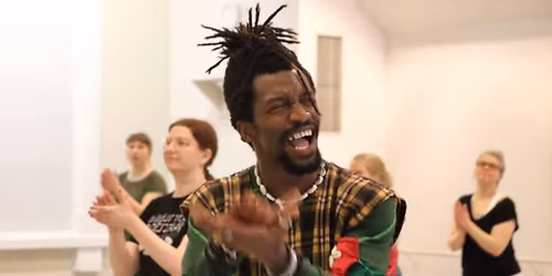 V\u00e4stafrikansk Dans Guinea Med Karim Diallo