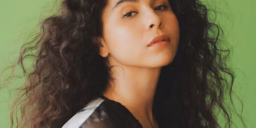 Silvana Estrada - Vendr\u00e1n Suaves Lluvias