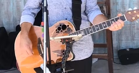 Live Music with Chris Warner