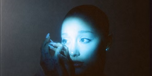 Ariana Grande: Eternal Sunshine Night.