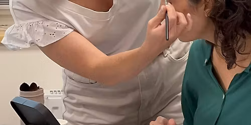 kobiece warsztaty z nauki makija\u017cu na w\u0142asny u\u017cytek 