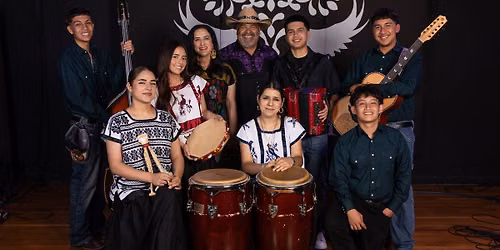 Los Cenzontles