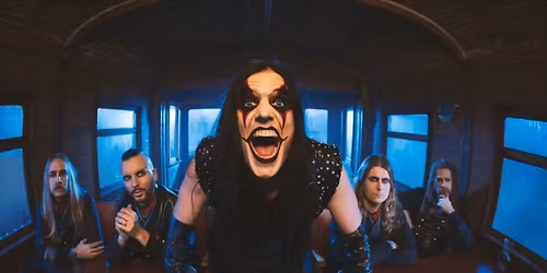 Parking Avatar with Alien Weaponry