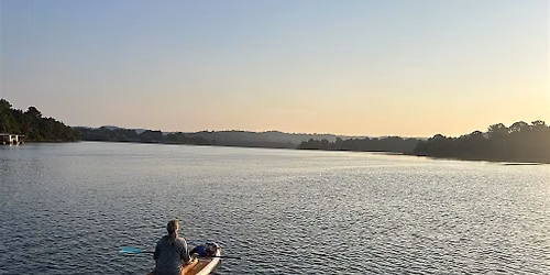 Paddleboard Meditation: A Mindfulness Experience on the Water
