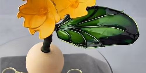 Resin Dip Art: Primrose Posy