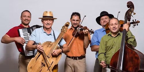 Kolompos csal\u00e1di t\u00e1nch\u00e1z