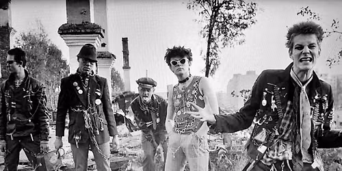 PUNK ON VAPAUS! \u2013 ja Sur-rur 30 -vuotta n\u00e4yttelyt
