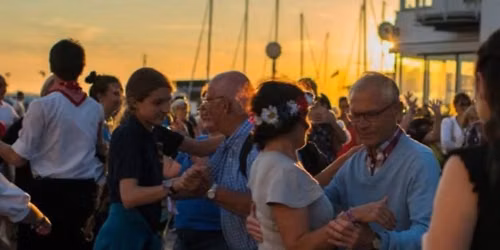 Salsa & Bachata summer Social — Helsingborgs stad