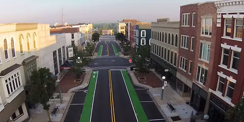 The Mom & Me Shop & Stroll