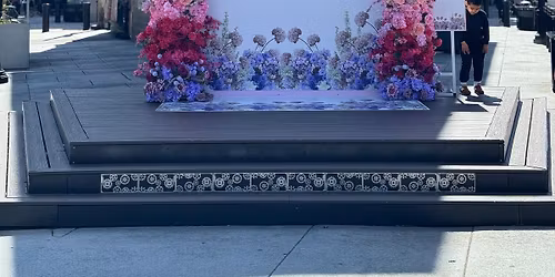 Mother\u2019s Day Weekend Photobooth