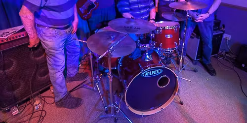 Gig at Potters Green Social Club