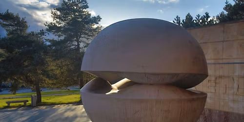 Stillness in Motion. Conversations on Maria Bartuszov\u00e1