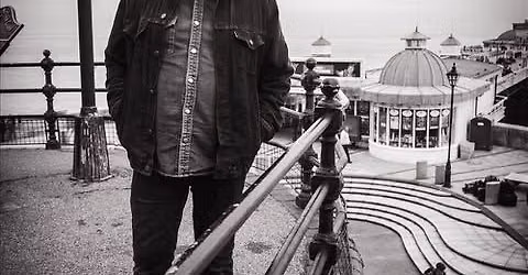 Eric Wreckless (UK) Support Lassie )US)