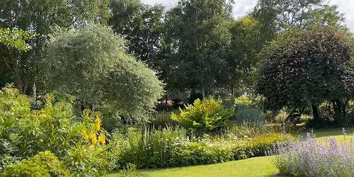Marché de l'artisanat au Jardin du Cassel à Isigny-le-Buat (50)