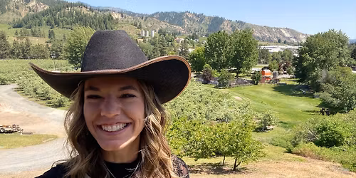 LIVE MUSIC W\/ LEANNA SHANNON @HIGHLANDER GRILL!