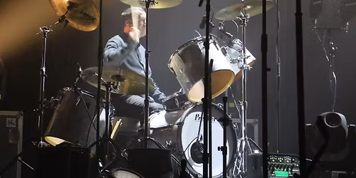 Phil Collins and Genesis performed LIVE by Seriously Collins