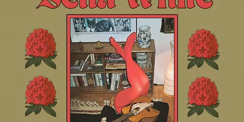 Bella White at Club Cafe