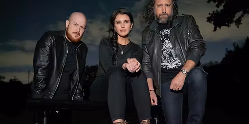 Sundyr w\/ DE4DSET \u2022 Undoll