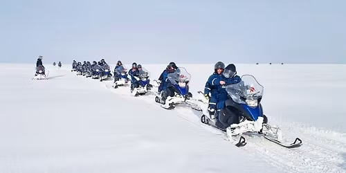 New Year's Adventure: Exploring Icelandic Nature and Culture