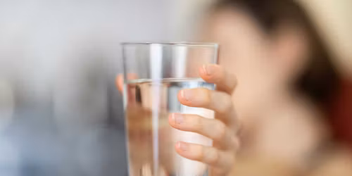 Vand er ikke bare vand - bes\u00f8g dit drikkevand