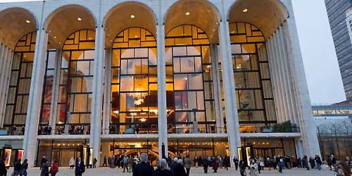 Parking Metropolitan Opera - La Boheme