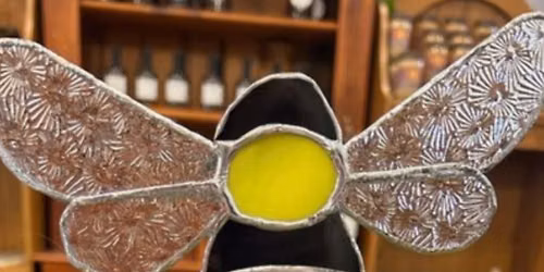 Stained Glass Garden Stakes: Bumble Bee