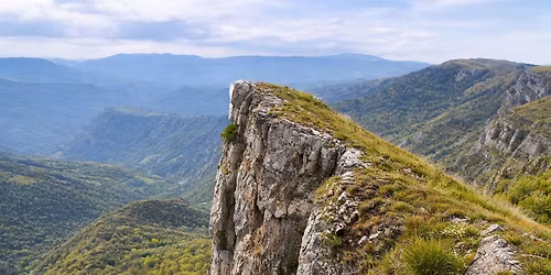 \u041a\u043e\u0431\u0438\u043b\u0438\u043d\u0438 \u0441\u0442\u0435\u043d\u0438 \u043e\u0442 \u0418\u0441\u043a\u044a\u0440\u0441\u043a\u043e\u0442\u043e \u0434\u0435\u0444\u0438\u043b\u0435