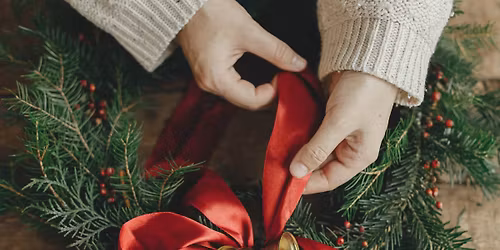Wreathmaking Class with Poppies Floral Art