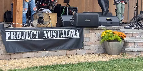 Project Nostalgia Rocks Jonamac Orchard in Malta, IL!