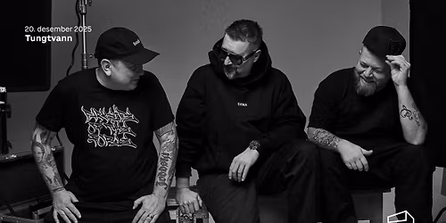 Tungtvann // Svømmehallen Scene