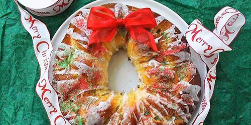 Twisted Holiday Magic: Christmas Wreath Bread